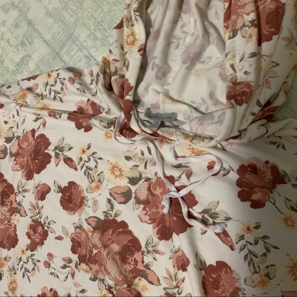 Charlotte Russe floral crop top hoodie - Picture 2 of 3
